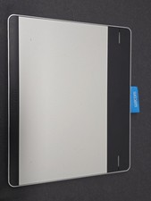 WACOM Intuos CTL-480 Small Creative Pen Tablet Digital Drawing Tablet picture