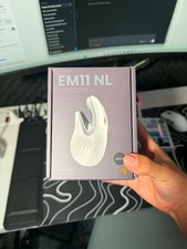 Protoarc Rechargeable Multi-Device Ergonomic Vertical Mouse EM11NL - White picture