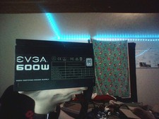 EVGA 600 W1 600W 80 PLUS ATX Power Supply PCIe Black 100-W1-0600-K1 picture