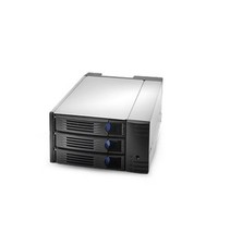 Chenbro SK32303H06*13651 3Bay 3.5 inch HDD Enclosure with 12Gb/s SAS and SATA picture