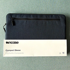 Incase Compact Sleeve 16in Laptop Sleeve Case Blue Polyester Padded Zipper picture