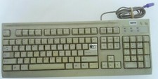 Vintage Mitsumi KFK-EA4XT Computer Keyboard (K015) picture