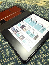 Amazon Kindle eBook Reader 7 in 32GB Wi-Fi Black. Colorsoft Signature Edition picture