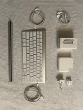 Apple keyboad &Other accessories bundle picture