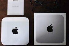 Apple Mac Mini M2 24GB RAM 256GB SSD Satechi Dock RARE LOTS OF RAM picture