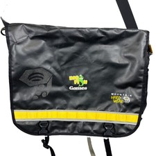 Mountain Hardwear Sentinel Black Messenger Laptop Bag Crossbody Big Fish Games picture