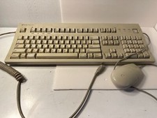 Macally Vintage Keyboard + Apple Desktop Bus Mouse II MK105X picture