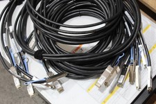 Arista CAB-Q-Q-5M 40G QSFP+ to QSFP+ Passive Direct Attach Copper Twinax Cable picture