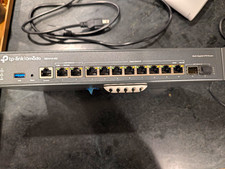 TP-Link Omada ER7412-M2 Layer 3 Rack Router 2.5GbE 8-Port 4WAN SFP USB picture