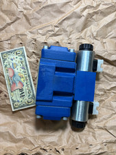 4WEH10G4X/6EG24N9EK4/B10 NEW REXR0TH VALVE R901030931 picture