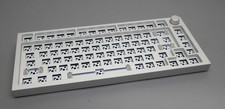 Glorious GMMK Pro Barebone Wired Keyboard - GLO-GMMK-P75-RGB-W picture