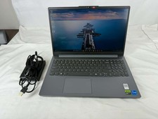Lenovo LOQ 15IAX9E 15.6