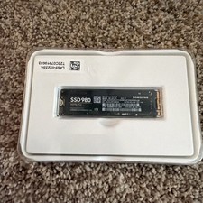 Samsung SSD 980 1TB NVMe M.2 Internal Solid State Drive Black  picture