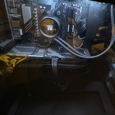 NZXT prebuilt picture