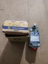 BRAND NEW NOS SQUARE D 9007 B53B LIMIT SWITCH 600V 9007b53b picture
