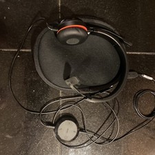 CE JABRA headset with carrying pouch picture