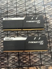 G.Skill Trident Z RGB 16GB (2x8GB) RAM DDR4 3200MHz F4-3200C16D-16GTZR - GRADE A picture