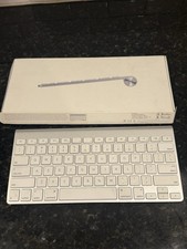 Genuine Apple OEM Wireless Keyboard A1314 in Original Box Tested and Working picture