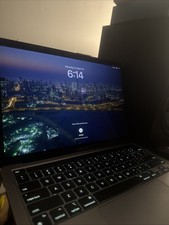 2020 Apple MacBook Pro 13