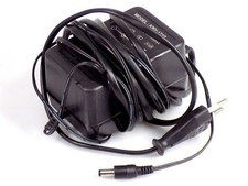Hyosung KNV-1710 Power Supply Power Supply 17V, 1A, 1000mAh, 5.5x2.5mm Plug picture