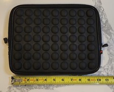 Cygnett Sleeve with Bubble Texture for iPad or Tablet - Excellent Condition picture