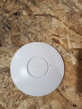uniquiti UNIFI UAP-PRO PoE B/G/N Access Point picture