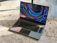 Razer Blade Pro 17 4K TOUCH i7-10875H 16GB 1TB RTX 2080 Super w/ Original Box picture