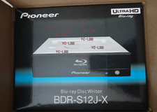 Built-in compatible Pioneer Blu-ray Player and Recorder BDR-S12JX picture