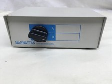 Manhattan 2-Way Manual Data Transfer Switch Box - AB (VGA, 26-PIN) picture