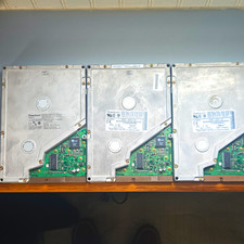 Lot of 3 Vintage Quantum Bigfoot 2550AT 2.5GB 5.25