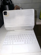 Apple iPad Air Magic Keyboard Folio/Case w/ Keyboard & Integrated Stand - White picture