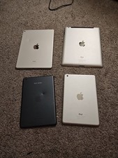 Lot Of 4 iPads For Parts picture