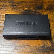 TRENDnet TPE-S50/A 6-Port Fast Ethernet 100Mbps PoE+ Unmanaged RJ-45 Switch picture