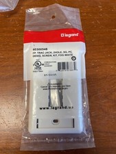 2 Legrand 40300548, 2-hole, trac jack, faceplate FOG White picture