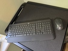 Logitech K545 & M510 Wireless Mouse & Keyboard Combo paired with receiver picture