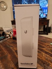 Ubiquiti Networks NanoStation M5 AirMax CPE Wireless Indoor Outdoor NSM5 US NEW picture