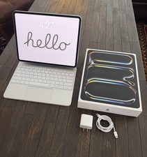 Apple iPad Pro 13-inch (M4) 256 GB, Wi-Fi + 5G, 13 in - Silver + Magic Keyboard picture