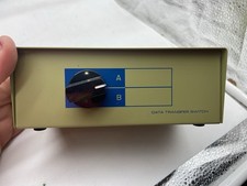 Manhattan 2- Way Manual Data Transfer Switch Box - AB picture