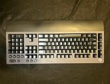 Logitech G613 Wireless Mechanical Gaming Keyboard English Black/Gray with dongle picture