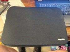 Incase Neoprene Laptop Sleeve - Black - 13 Inch picture