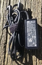 Genuine HP (HSTNN-DA17) 40W 19.5V 50/60Hz 608423-002 AC Adapter Power Cord  picture