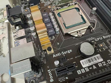 B85-A R2.0 ATX Motherboard 4 DIMM PCIe 3.0 x16 w/ 4th Gen i7 I/O Shield Battery picture