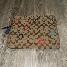 Coach Tablet Sleeve Signature iPad Zip Case Daisy Poppy Applique Khaki Brown picture