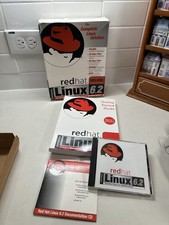 Red Hat Linux 6.2 Deluxe Boxed Set 2000 Complete w/ CDs & Manual  picture