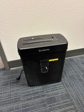 Woolsche 8-Page Capacity Black Paper Shredder with Dual Slots picture