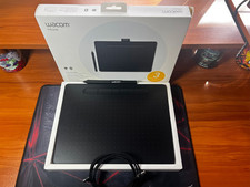Wacom Intuos Medium Bluetooth Drawing Tablet CTL-6100WL Black w/ Pen, Cable, Box picture