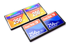 Lot of 4 CompactFlash 256MB Memory Cards 2 SanDisk & 2 Transcend Working picture