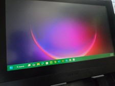 wacom cintiq 16 drawing tablet(pristine open box, less than 20hrs use) picture