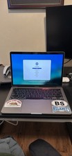 Powerful Apple MacBook Pro 13-inch has the M1 chip, 8GB of memory, and 245 GB picture