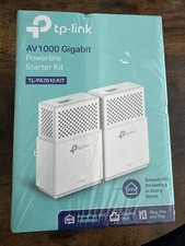 TP-Link TL-PA7010 KIT V2 2-Port AV1000 Gigabit Powerline Starter Kit picture